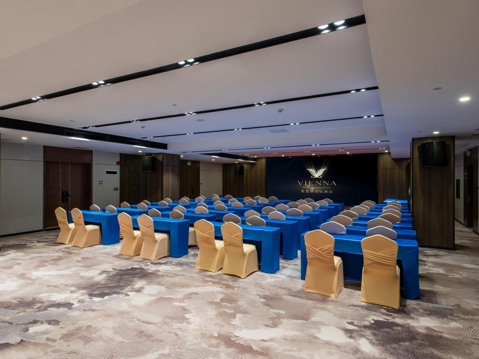 Vienna International Hotel Guangzhou Baiyun International Conference Center Exterior photo